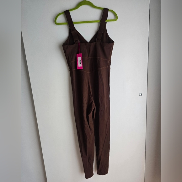 NWT $150 Terez Auction Onesie Size L In Brown - Picture 4 of 9